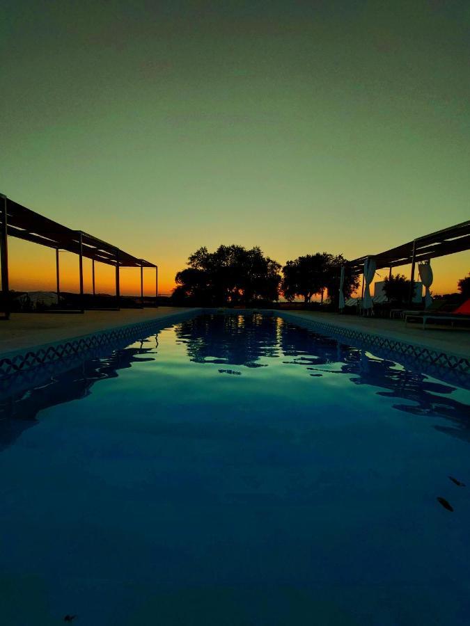 אסטראמוז Glamping Skies - Adults Only מראה חיצוני תמונה