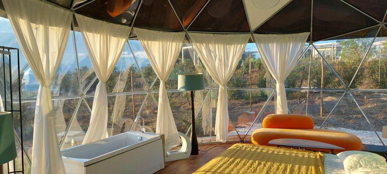 אסטראמוז Glamping Skies - Adults Only מראה חיצוני תמונה
